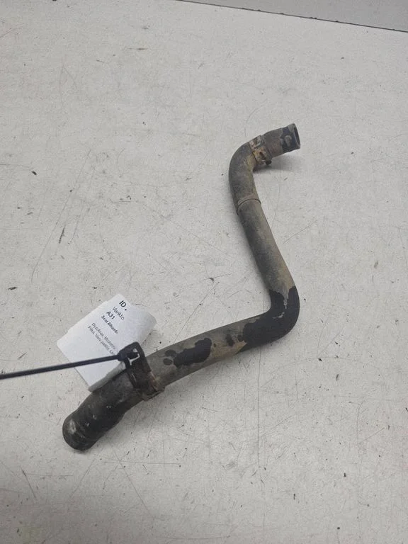 Engine coolant pipe/hose