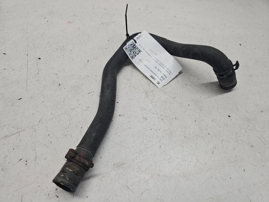 Engine coolant pipe/hose