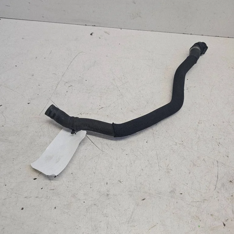Engine coolant pipe/hose 1712764864401