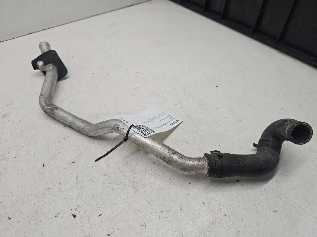 Engine coolant pipe/hose