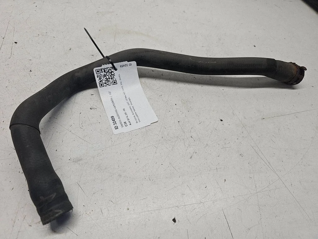 Engine coolant pipe/hose
