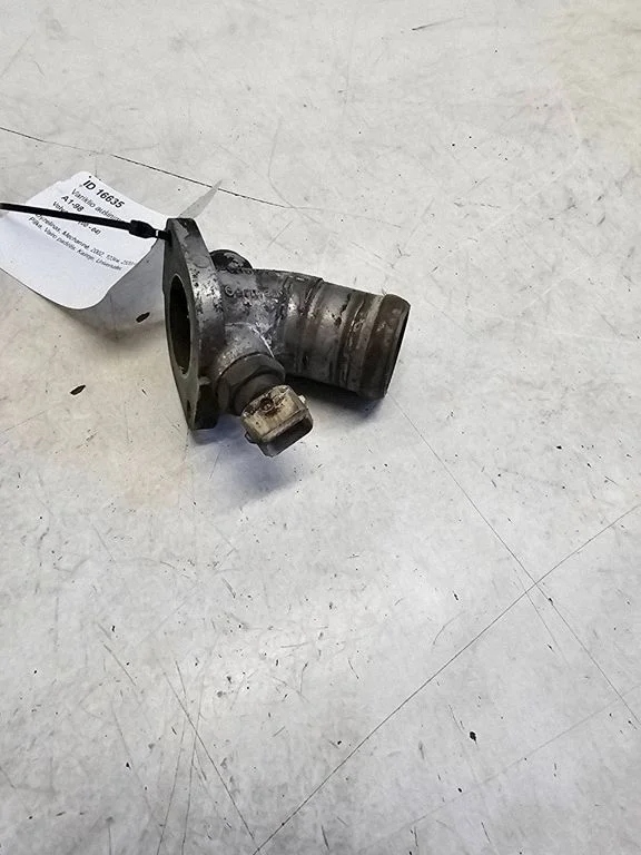 Engine coolant pipe/hose 034121133