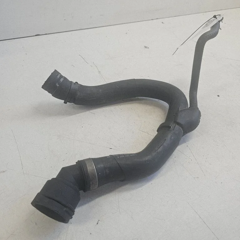 Engine coolant pipe/hose 8D0121101T