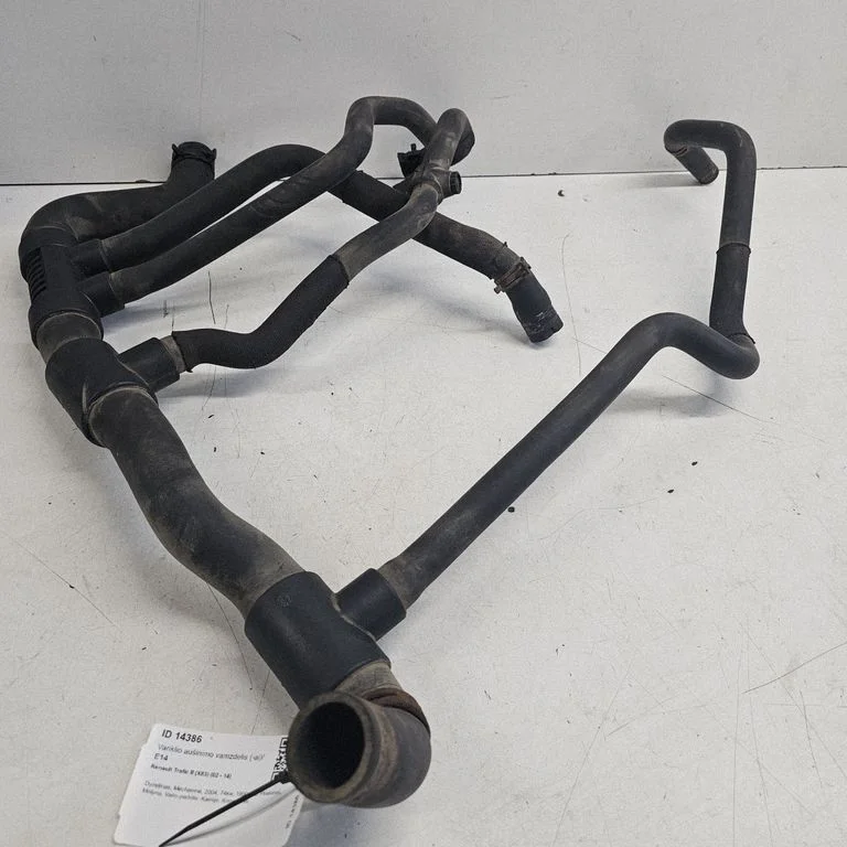Engine coolant pipe/hose