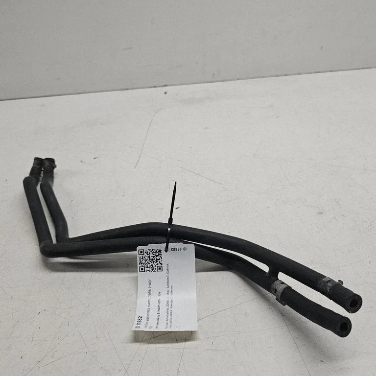 Engine coolant pipe/hose 111760T1