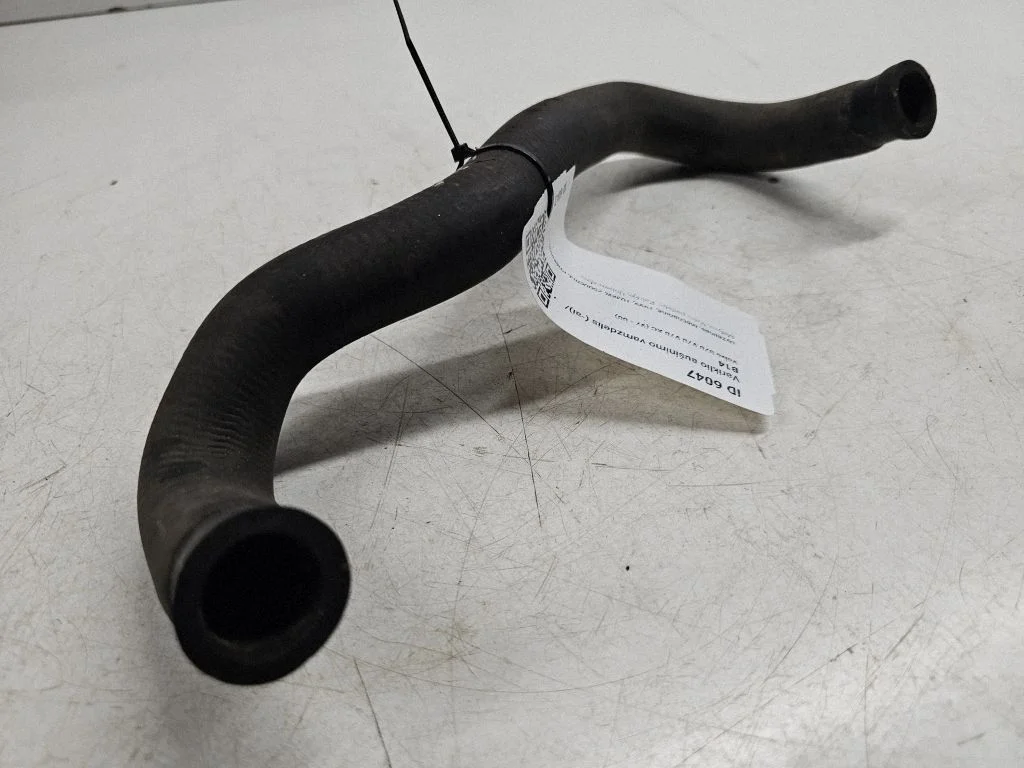 Engine coolant pipe/hose