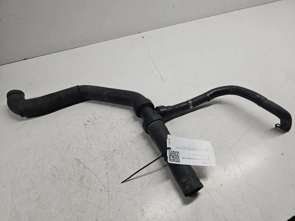 Engine coolant pipe/hose 20345