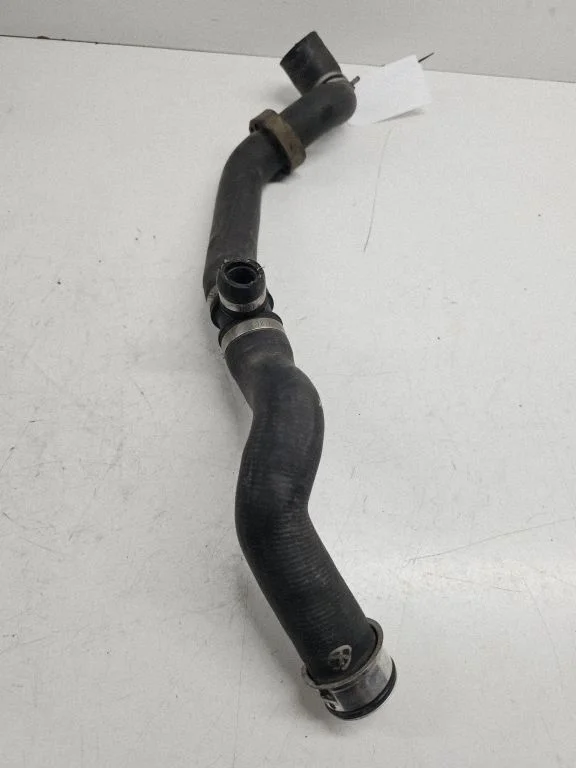 Engine coolant pipe/hose 2023213