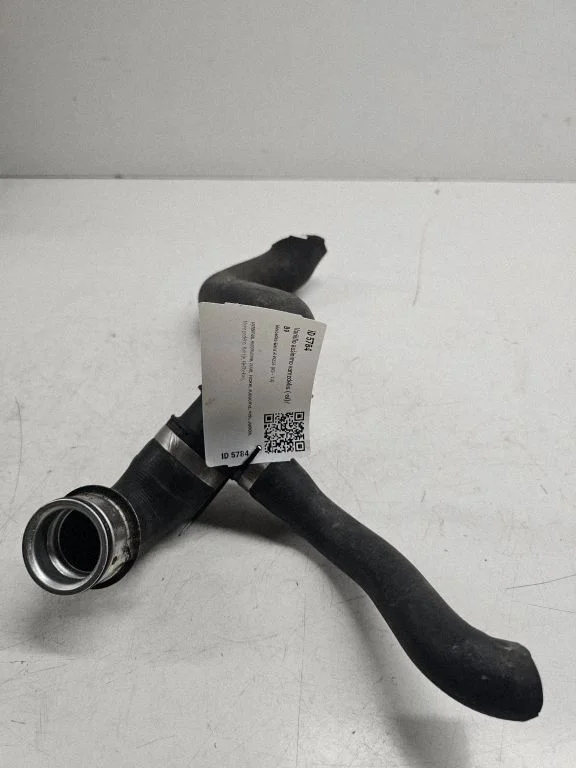 Engine coolant pipe/hose 2023213