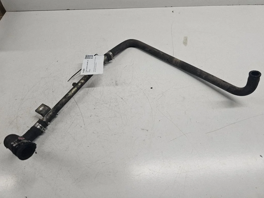 Engine coolant pipe/hose