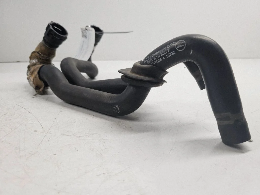 Engine coolant pipe/hose 8E1819350F