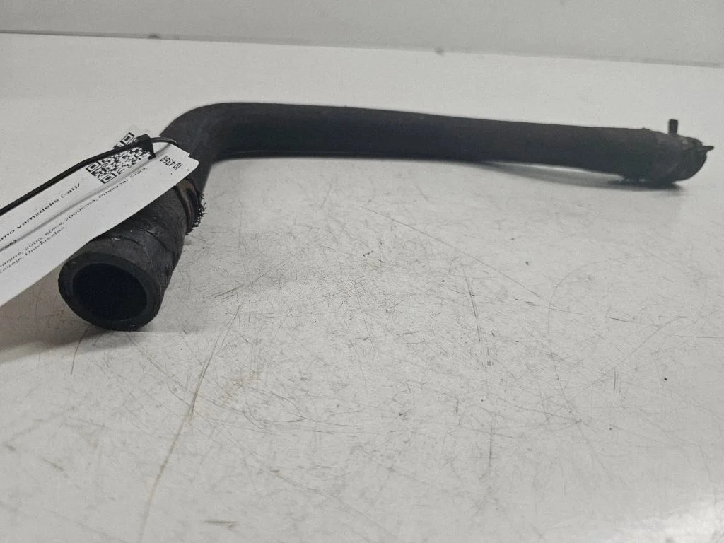 Engine coolant pipe/hose
