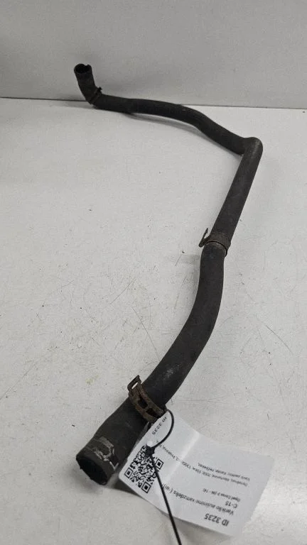 Engine coolant pipe/hose