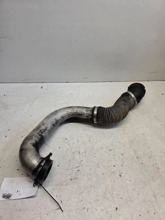 Intercooler hose/pipe – BMW 7 Series E65 E66 (2001-2008)