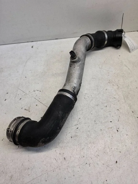 Intercooler hose/pipe – BMW 7 Series E65 E66 (2001-2008)