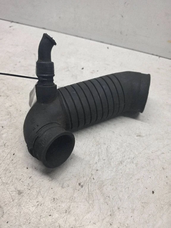 Intercooler hose/pipe 8D0129615J