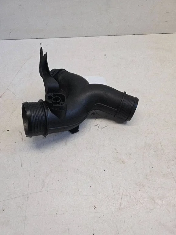 Intercooler hose/pipe 7L6145795RL