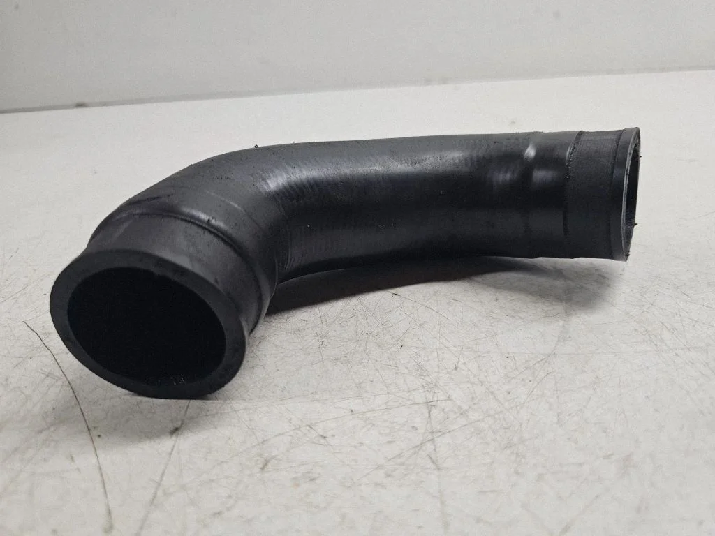 Intercooler hose/pipe