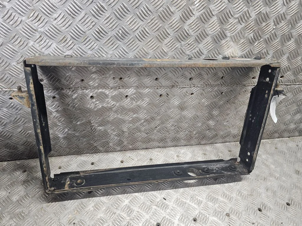 Radiatorių panelė