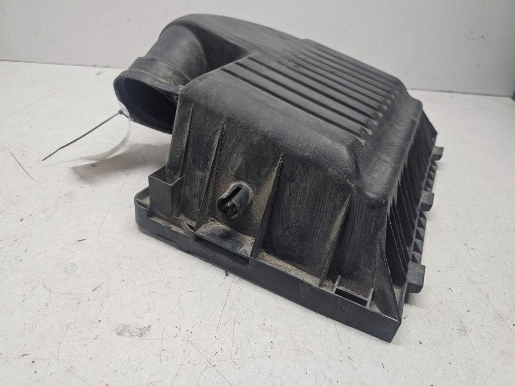 Air filter box