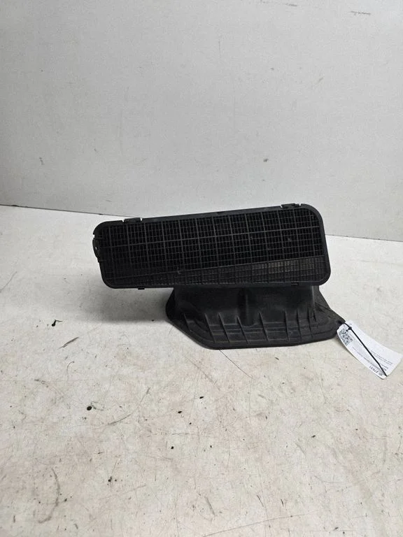 Air intake duct part 4G1819904A