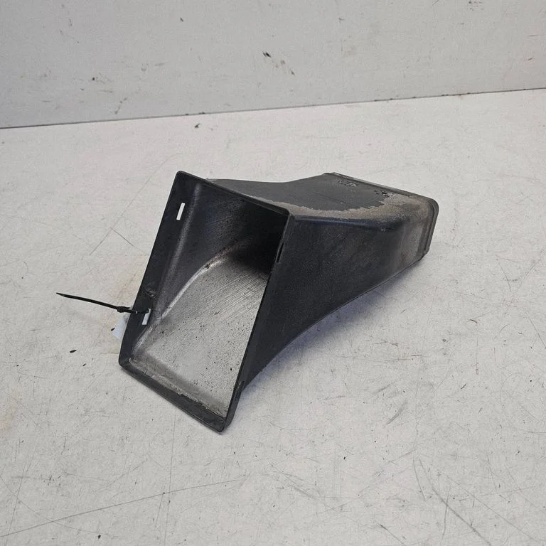 Air intake duct part 5111703370312