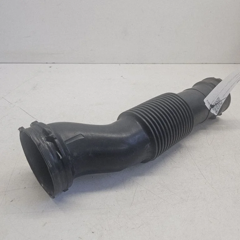 Air intake duct part GX739C623CA
