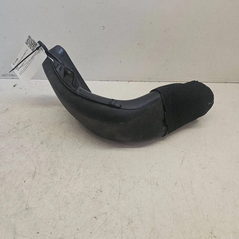 Air intake duct part 8X239A673AB