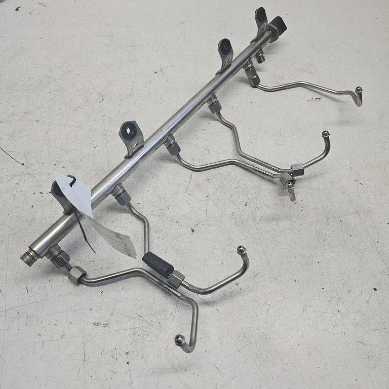 Fuel main line pipe 7620946