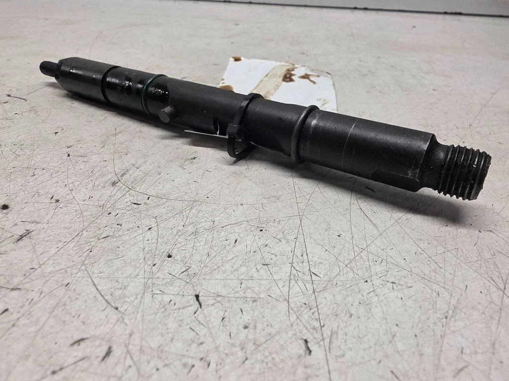 Fuel injector 059130201E
