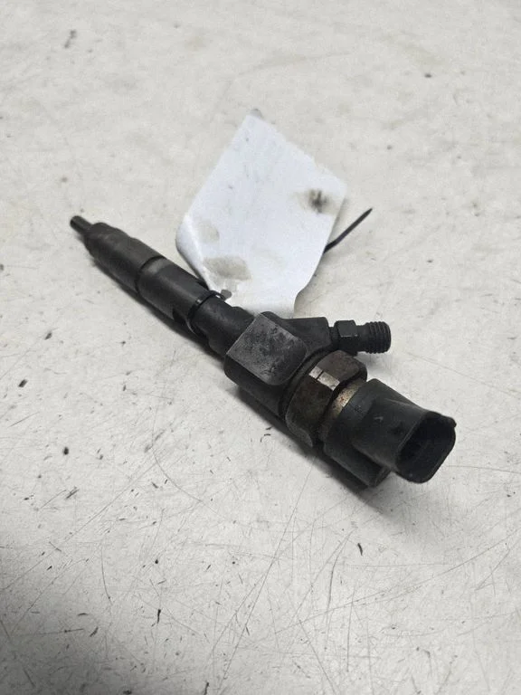 Fuel injector 8200100272