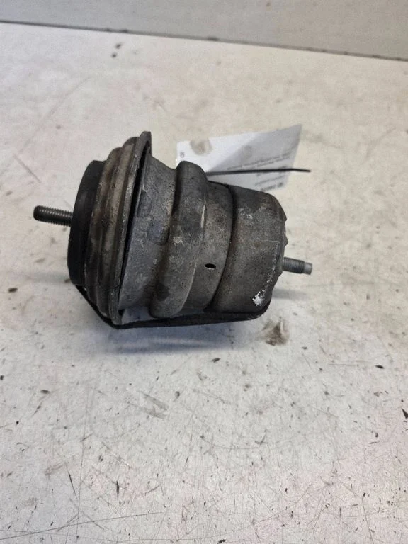 Engine mount bracket 3618499222