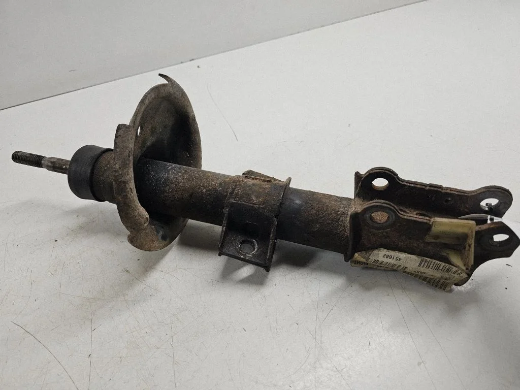 Front shock absorber/damper – Volvo XC90 (2003-2006)