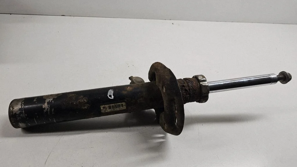 Front shock absorber/damper