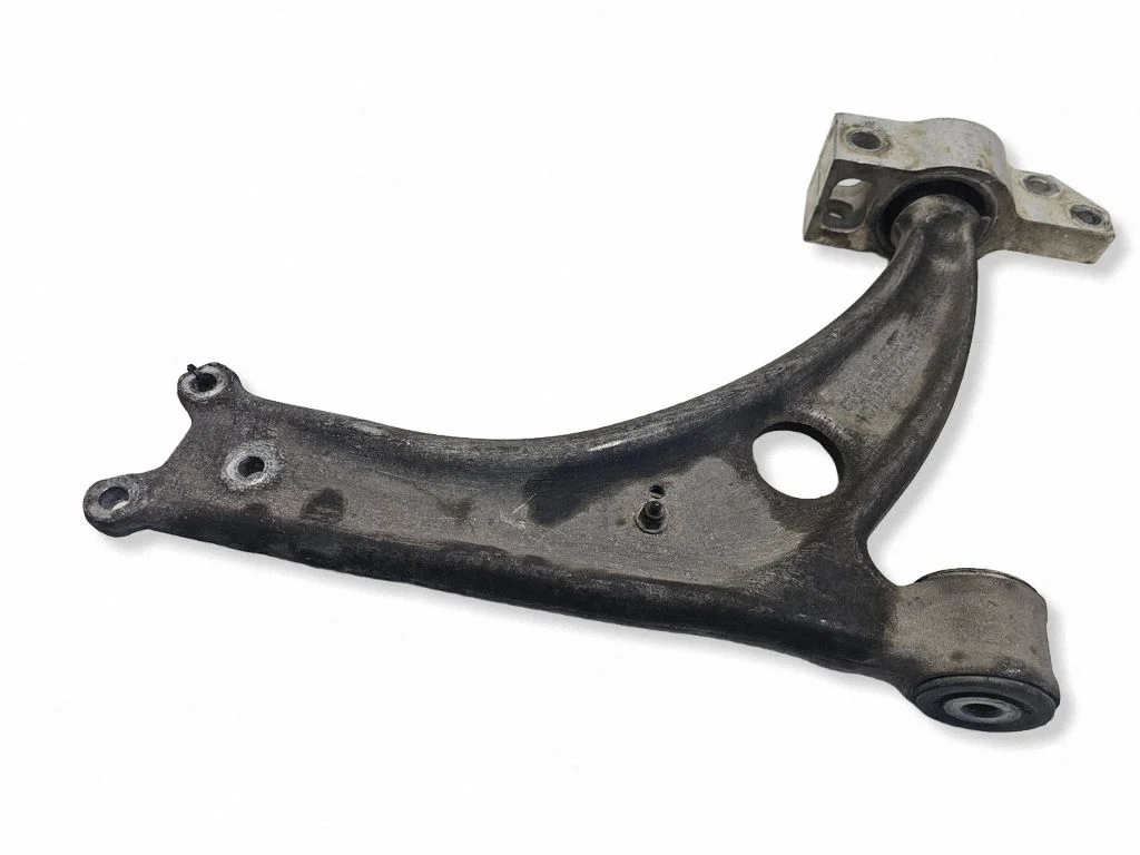 Front lower control arm/wishbone 3C0407153B