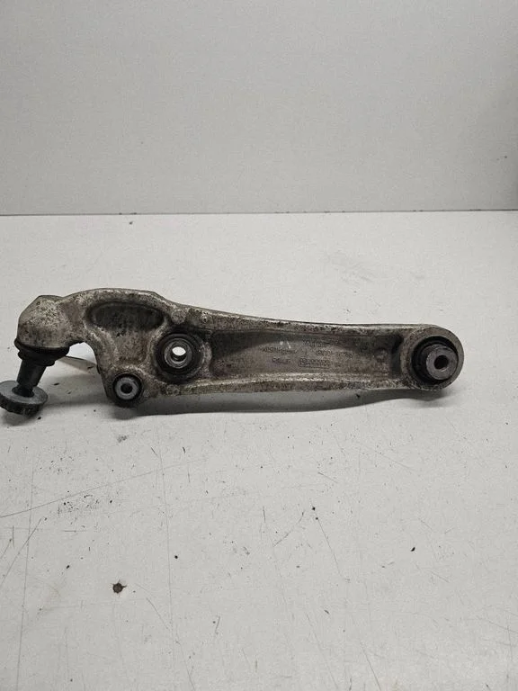 Front lower control arm/wishbone GX733C255