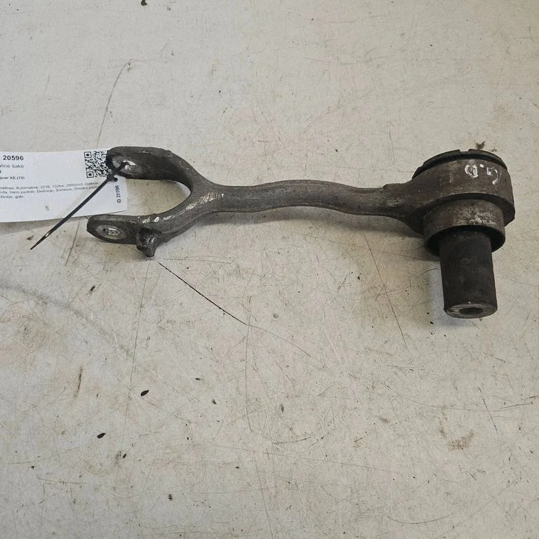 Rear upper control arm/wishbone – rear right