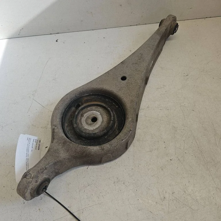 Tagumine ülemine õõtshoob 6G915B718BAA