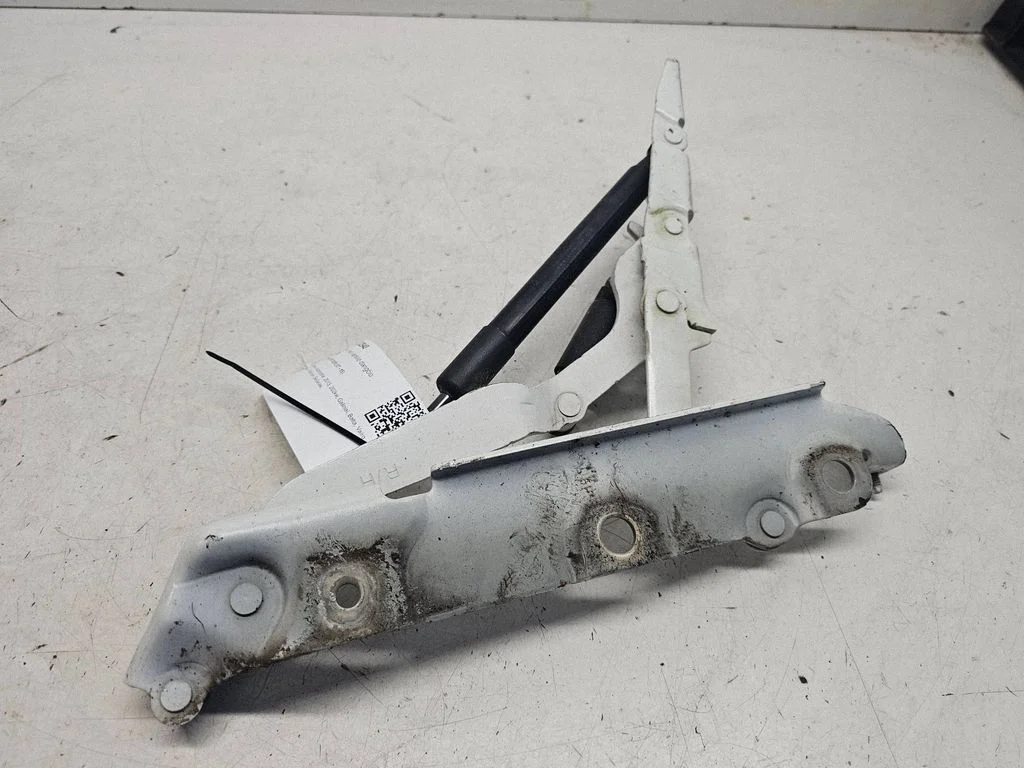Engine bonnet/hood hinges – Jaguar XF X250 (2007-2015)