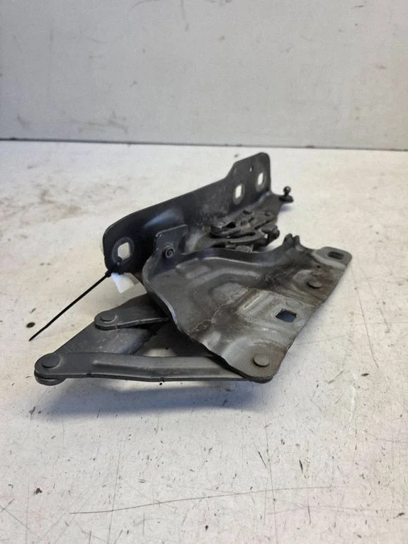 Engine bonnet/hood hinges – Jaguar XF X260 (2015-)