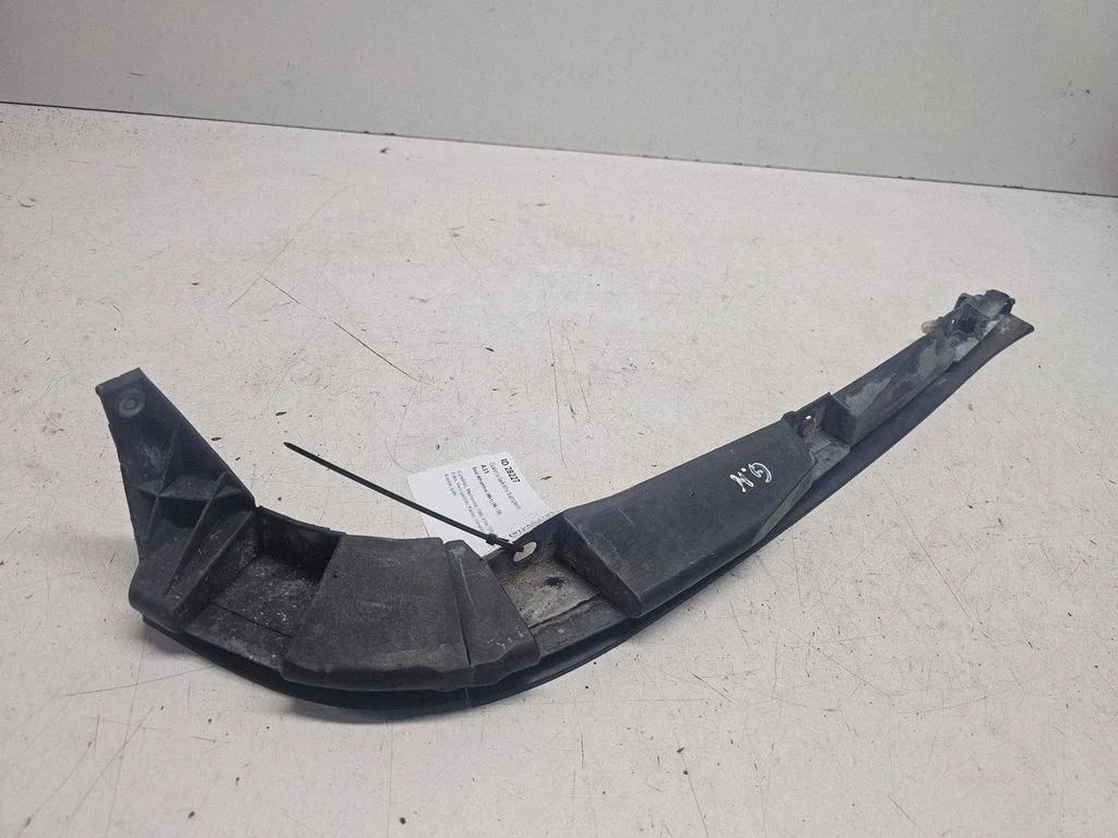 Rear bumper mounting bracket – Seat Alhambra (Mk1) (1996-2010)