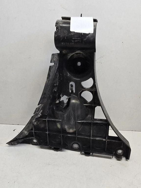 Rear bumper mounting bracket 51127033716