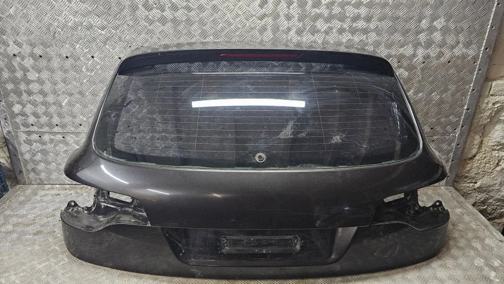 Tailgate/trunk/boot lid
