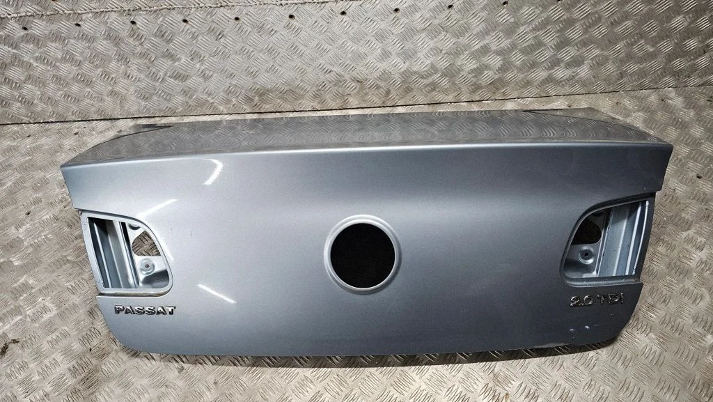 Tailgate/trunk/boot lid