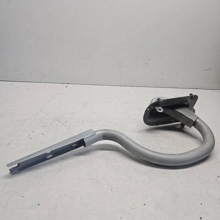 Tailgate/trunk/boot hinge 7034245