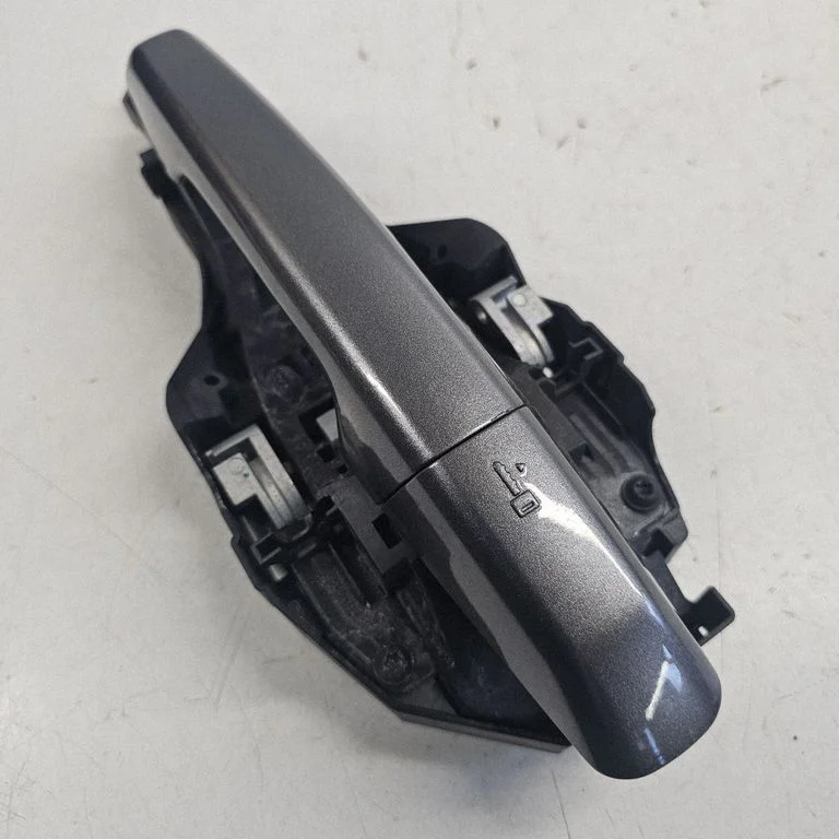 Esiukse välimine käepide FK72224A80AA