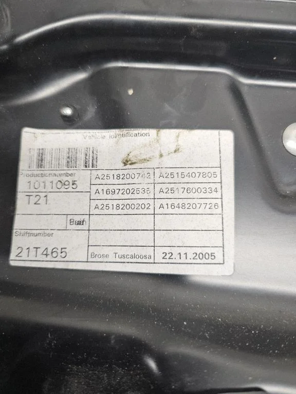 Priekinis el. lango pakėlimo mechanizmas be varikliuko