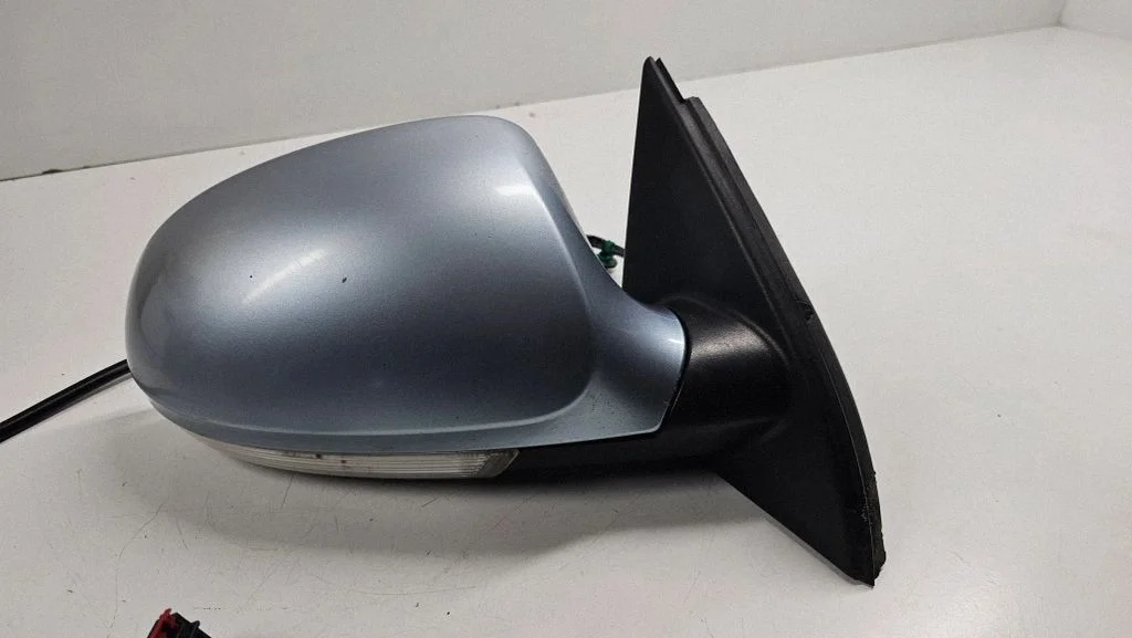 Front door electric wing mirror – right