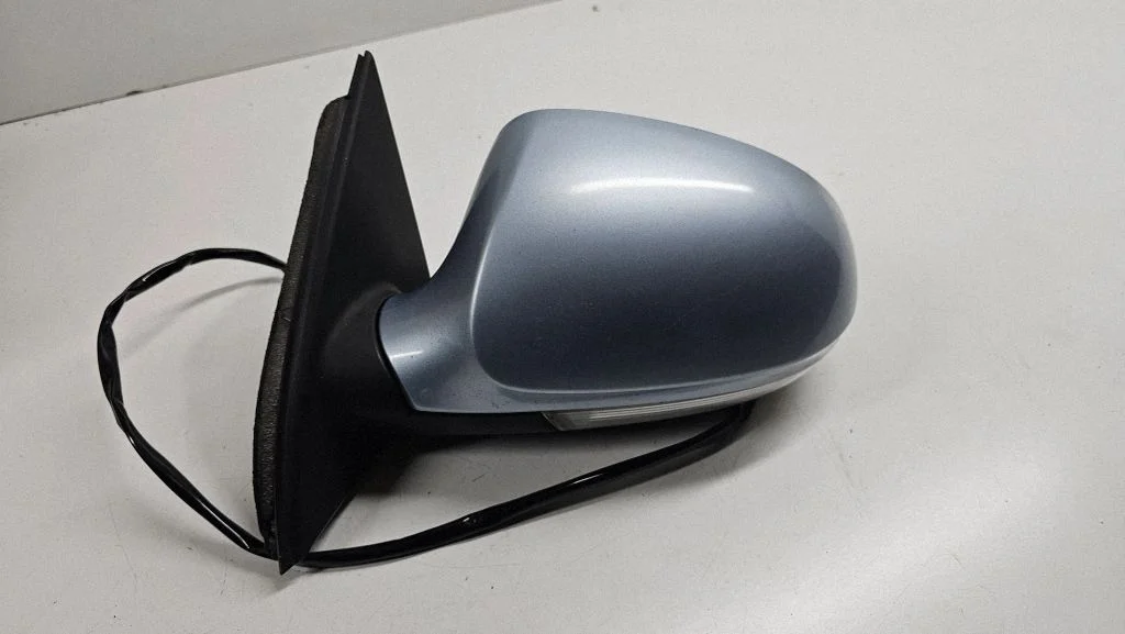 Front door electric wing mirror – left