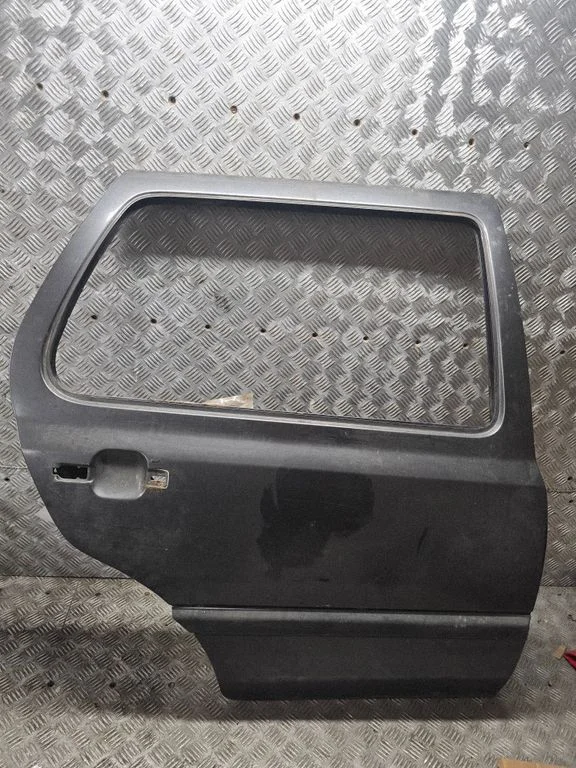 Rear door – right